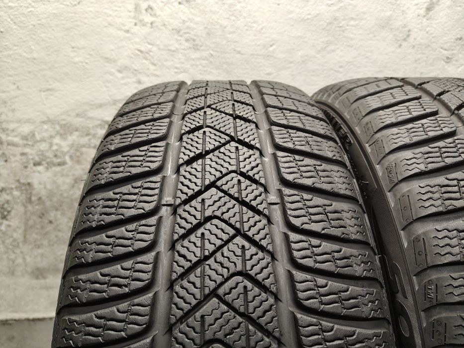 2X 245/40R19 98V XL Pirelli Sottozero Winter 3 MOE * 7mm 2022 Zimowe