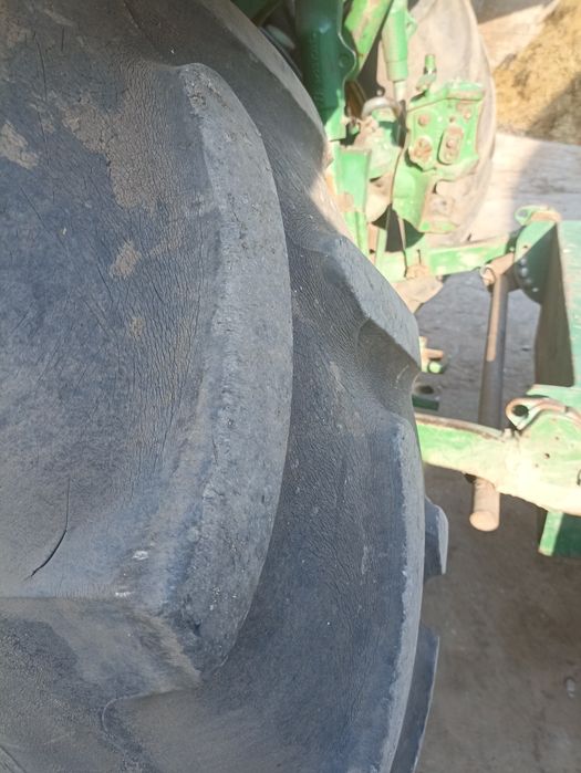Opona 420/85 R 34