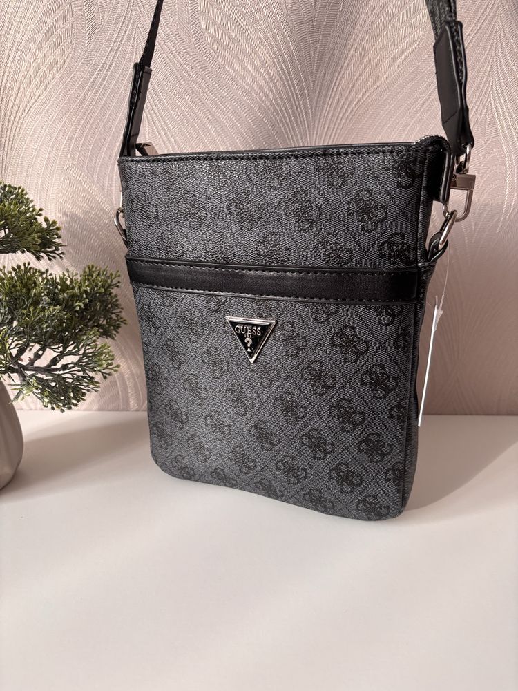 Мужская сумка мессенджер Guess