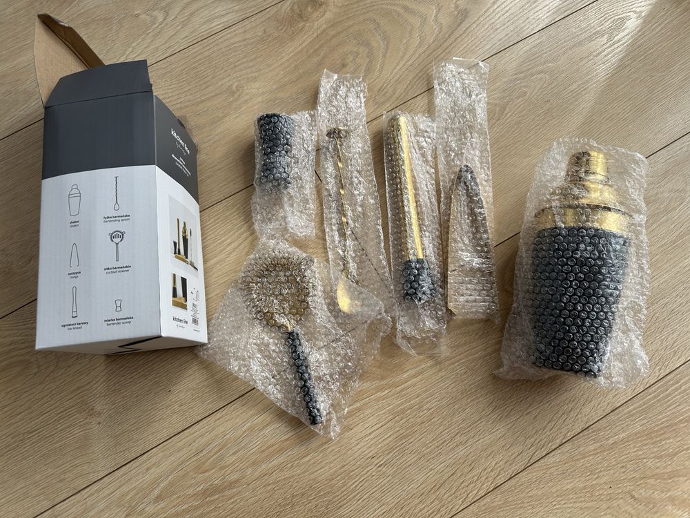 zestaw akcesoriow barmanskich cocktail shaker set