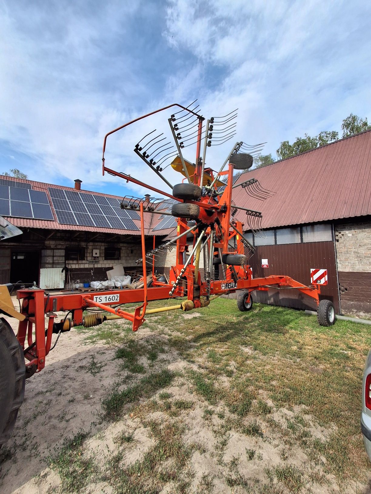 Sprzedam zgrabiarkę FELLA TS 1602