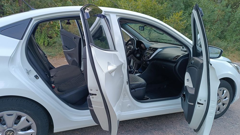 Продаж авто Hyundai