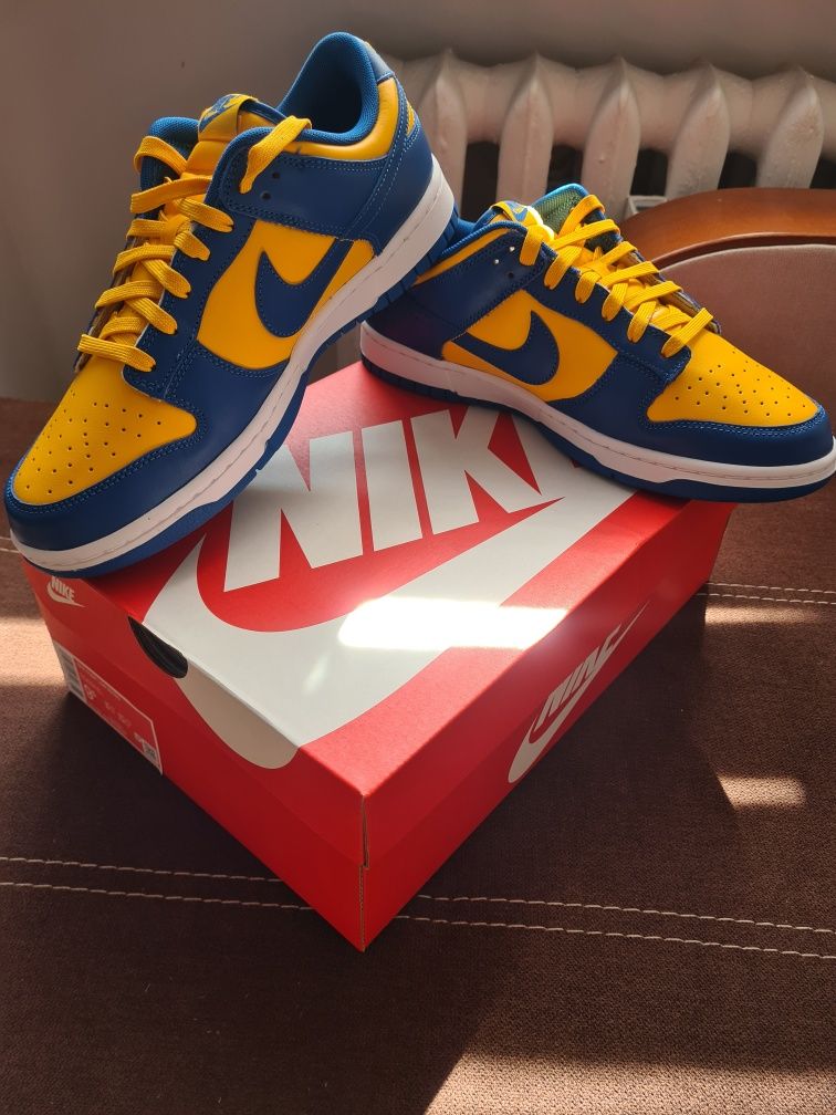 Nike Dunk Low UCLA