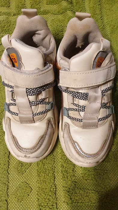 Набір взуття для дівчинки (три пари)