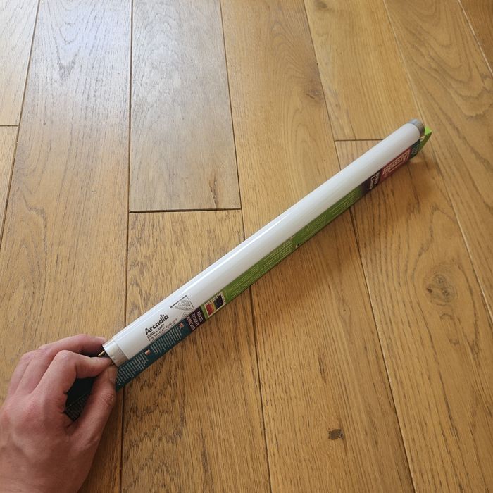 Nowa Świetlówka Żarówka dla ptaków UVB Arcadia 15 W 450 mm