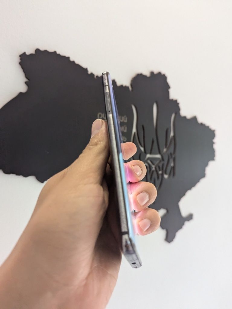 OnePlus 7pro 8/256. DualSim