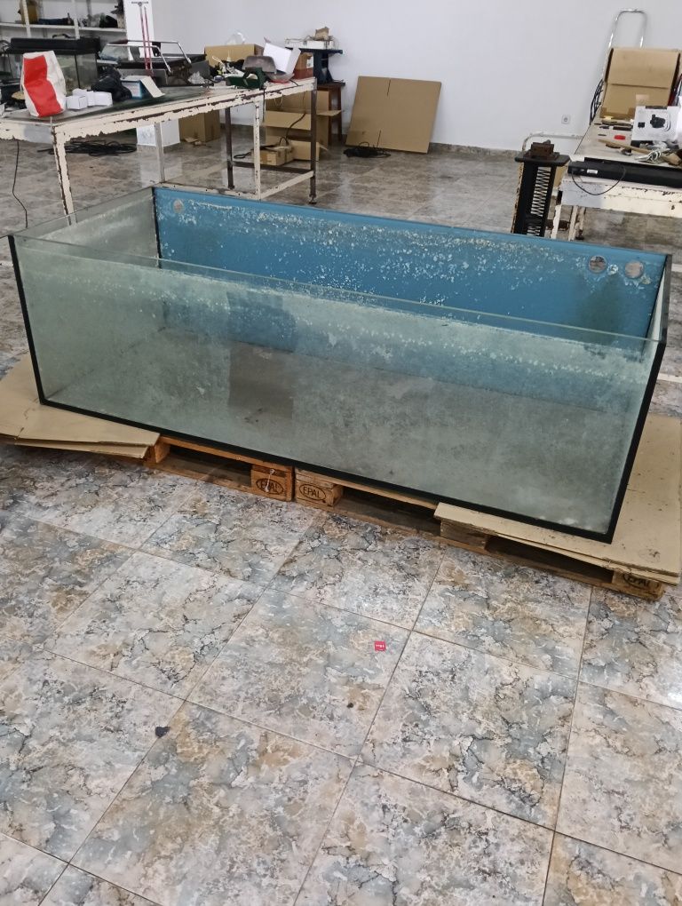 Aquário 200x80x60 CxPxA