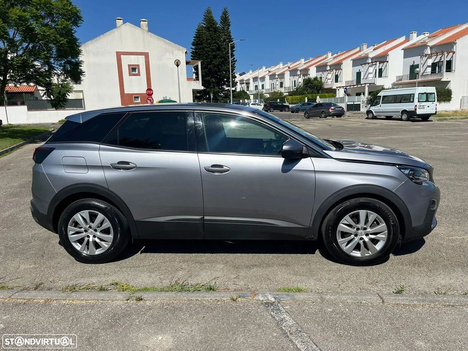 Peugeot 3008 1.5 BlueHDi Active