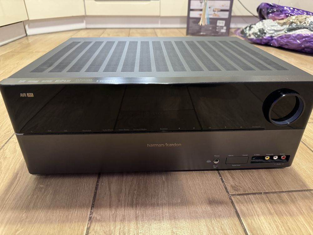 Kino domowe Taga harmony 606 SE harman kardon AVR 255