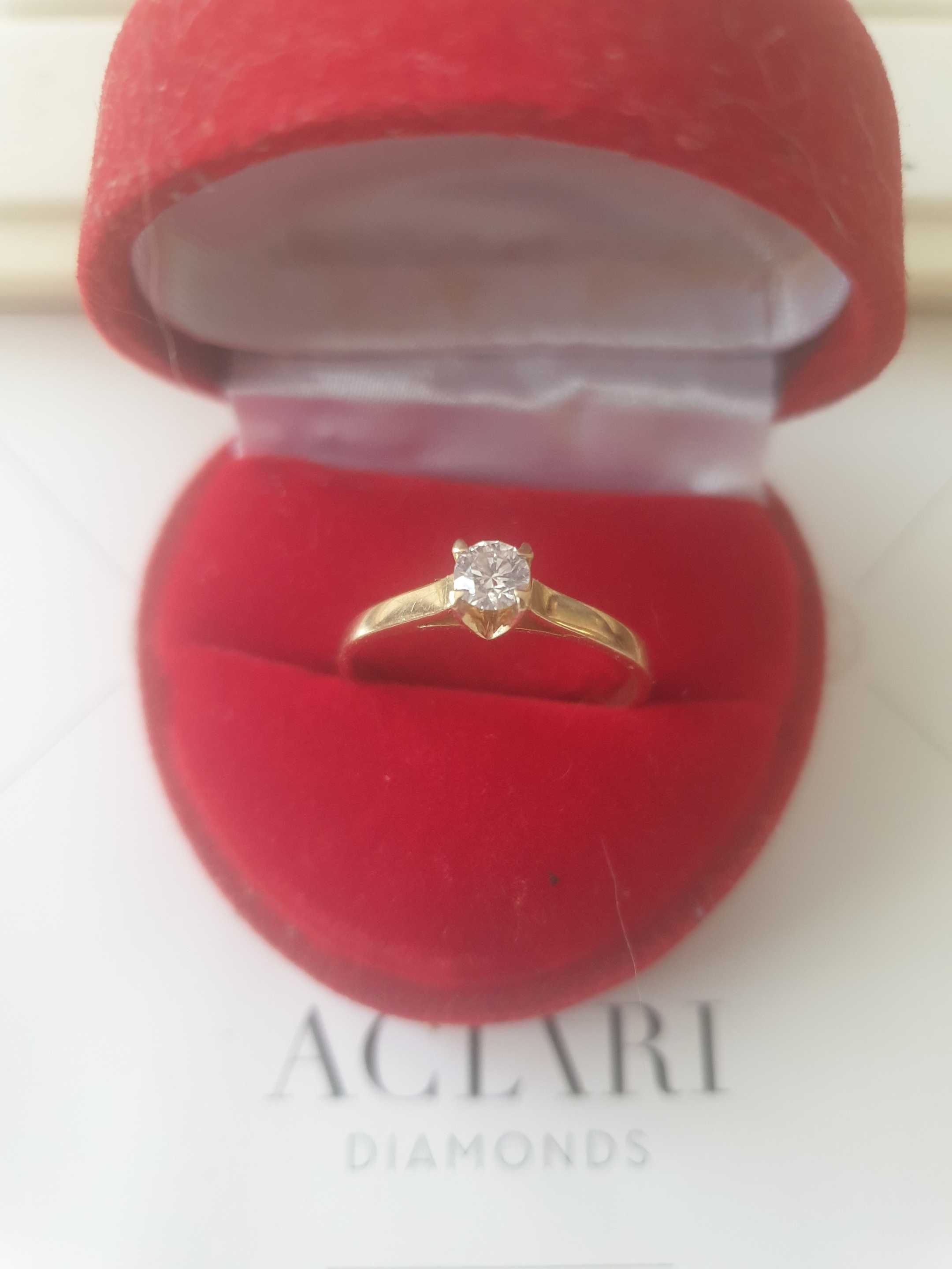 pierścionek zaręczynowy Alcari 0.27CT(14K)2.31 gr. próba585 certyfikat