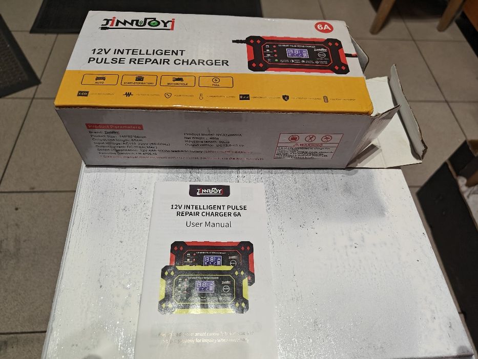 Prostownik ładowarka 12V6A nowa