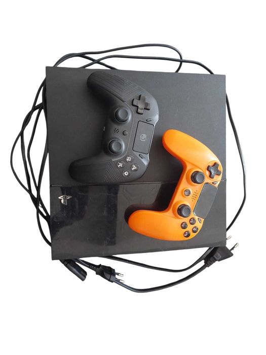 Konsola Sony Playstation 4 cuh1216B z dwoma padami/ Nowy Lombard/Cz-wa