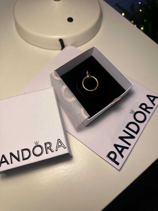 Złota zawieszka Pandora - nowa!