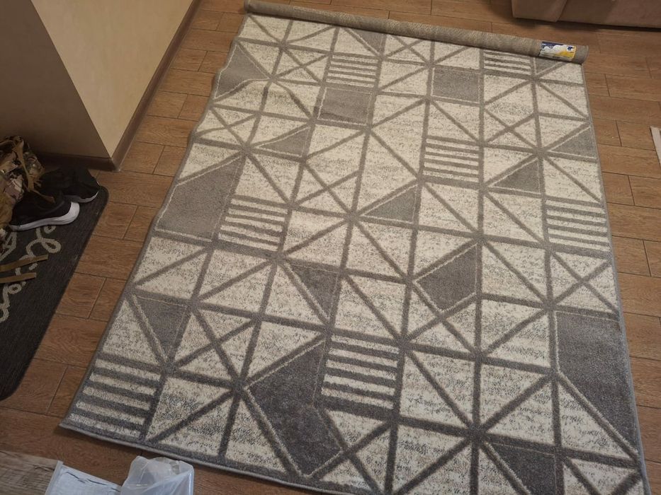 Продам коврик новий