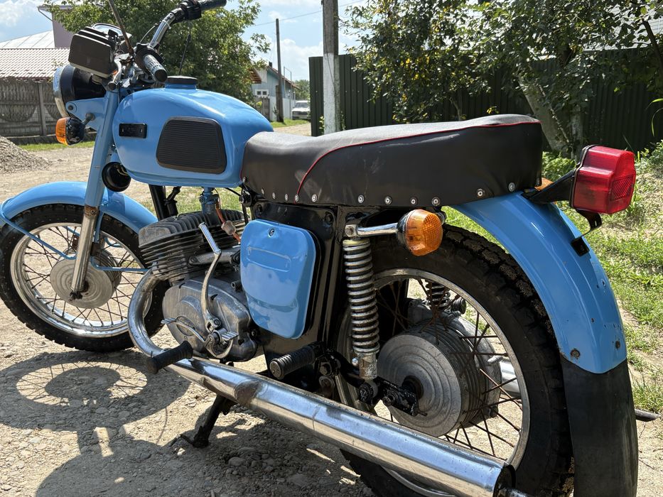 Мотоцикл Іж юпітер 4