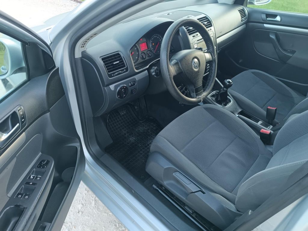 VW Jetta 1.6 GAZ 2005R.