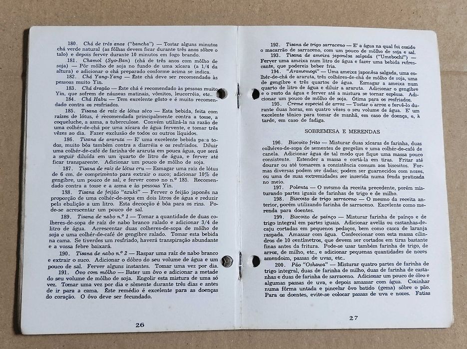 Livro “A Cozinha Macrobiótica Zen” 
 Georges Ohsawa 1977 Brasil