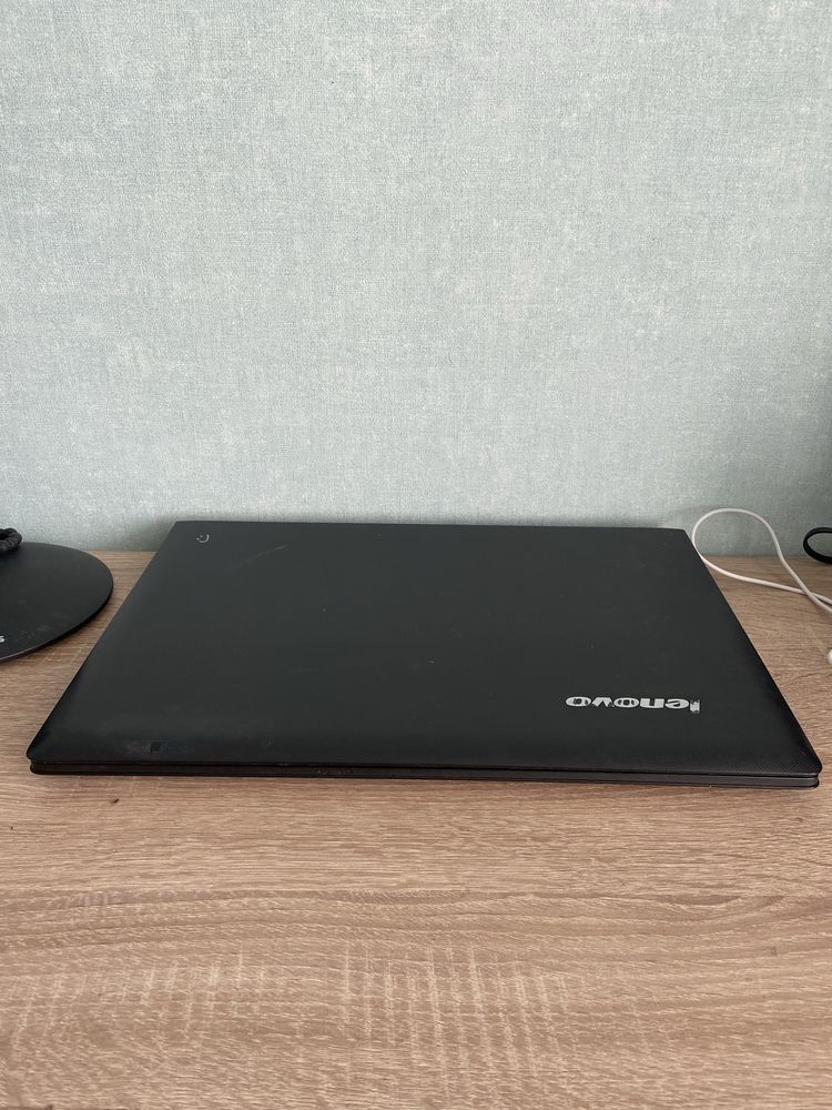 Ноубук LENOVO у хорошому стані