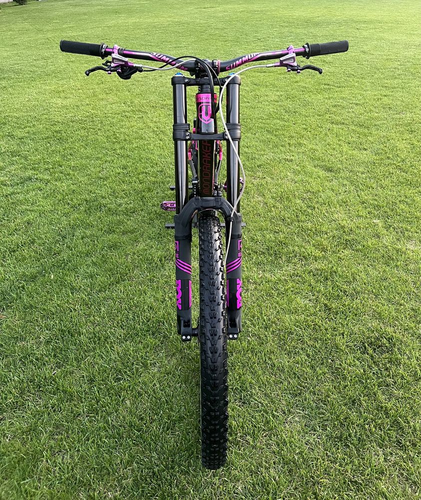 Mondraker Summum Pro