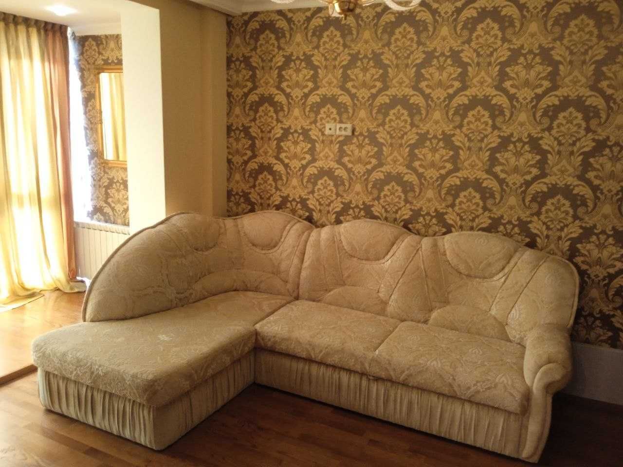 Оренда стильної 3-кім квартири 80 м2 вул. Героїв Космосу Святошинський