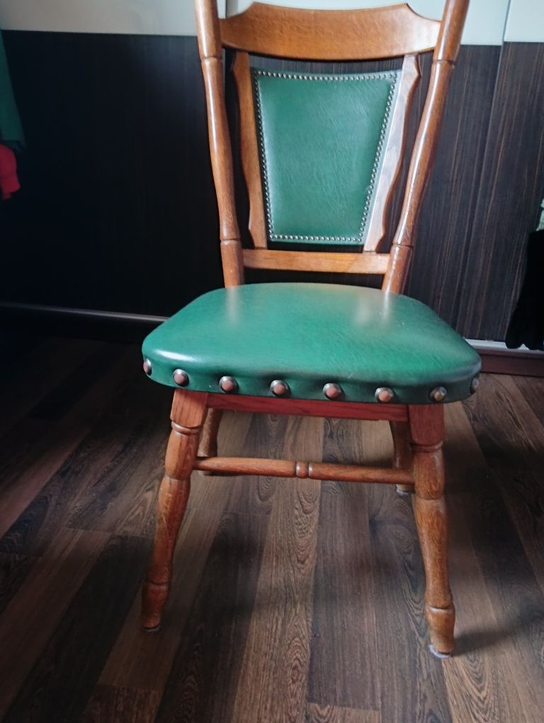 Krzesła debowe 4szt