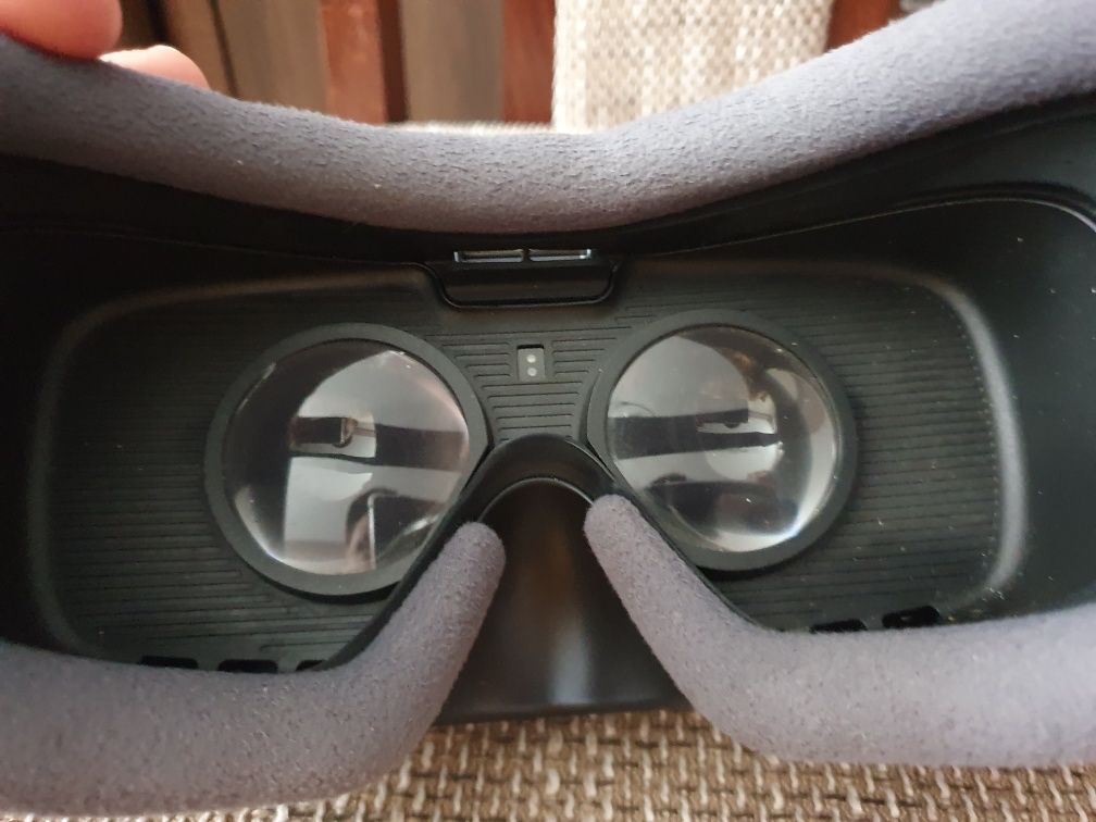 Gogle wirtualnej rzeczywistości Samsung VR