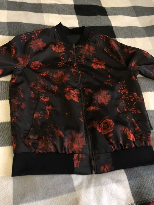 Чорний бомбер H&M в ідеальному стані