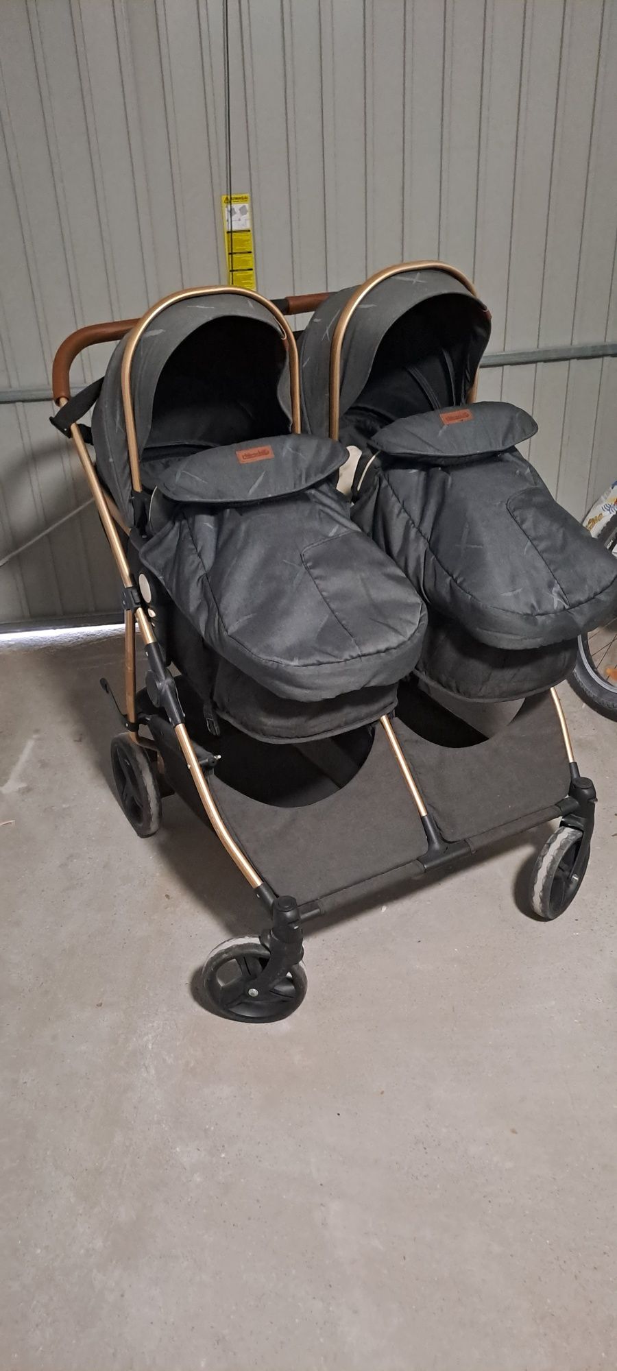 Wózek bliźniaczy/rok po roku Chipolino Duo Smart