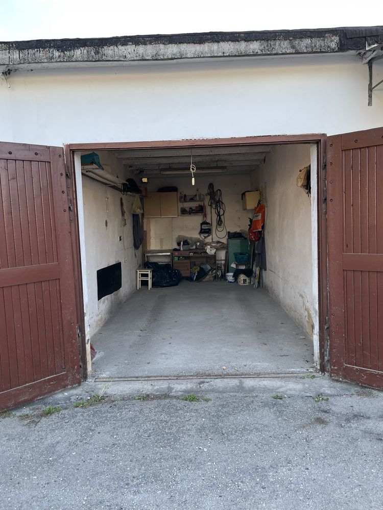 Garaż Jelenia Góra - Cieplice