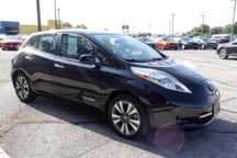 2017 Nissan LEAF SL