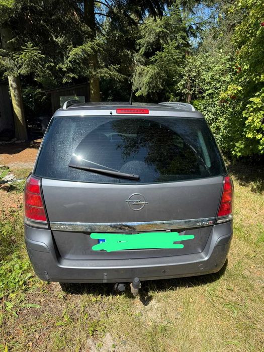 Opel Zafira 2006 w dobrym stanie, dziadek sprzedaje.