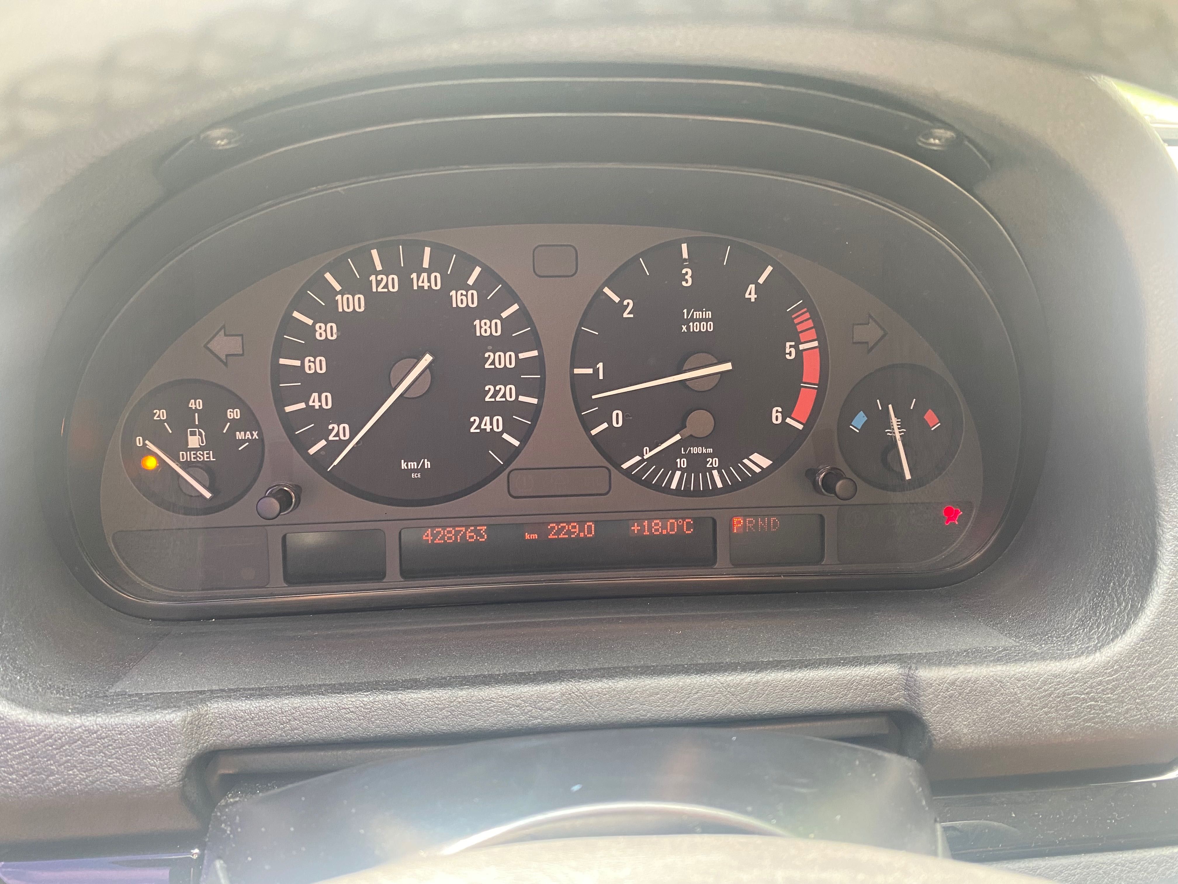 Продам  BMW E 53