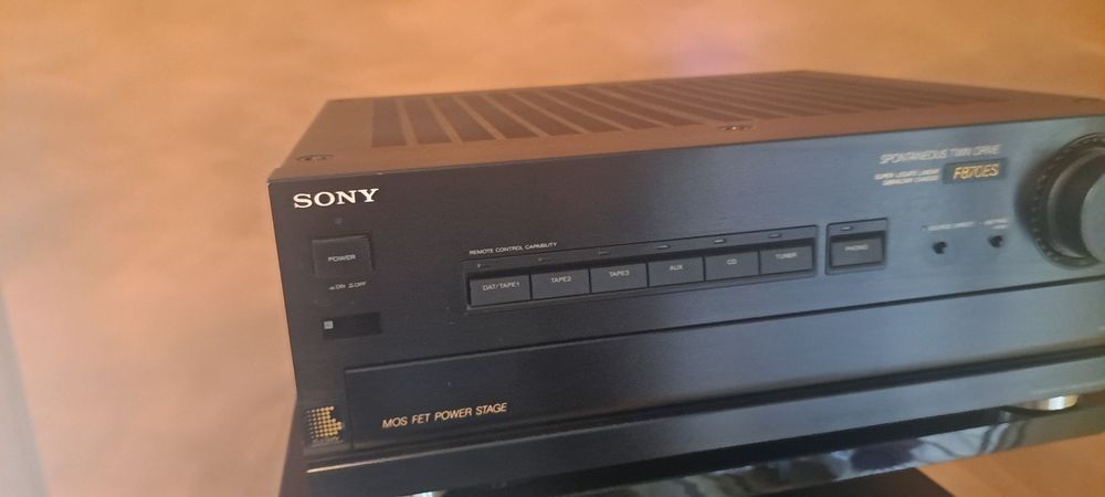 Sprzedam wzmacniacz sony TAF870ES