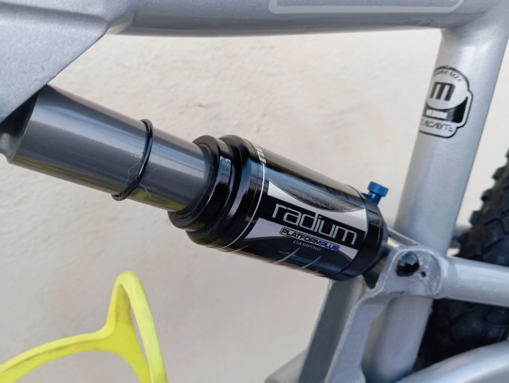 JF-Bikes Cannondale Rush 27,5 M  suspensão total