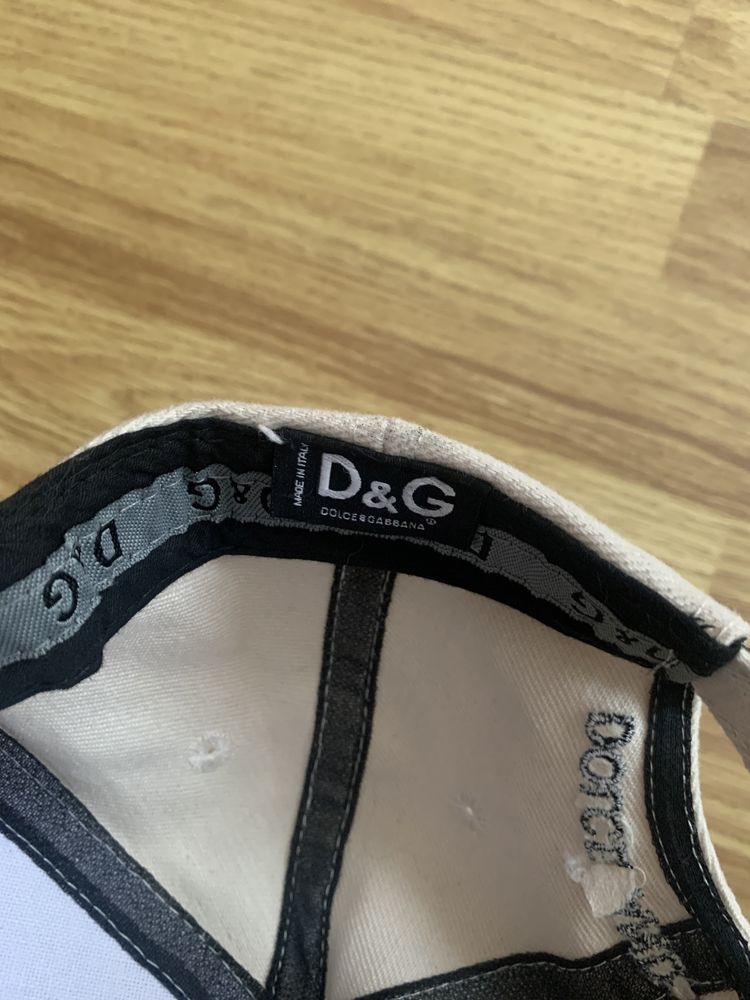 Кепка D&G состояние отличное