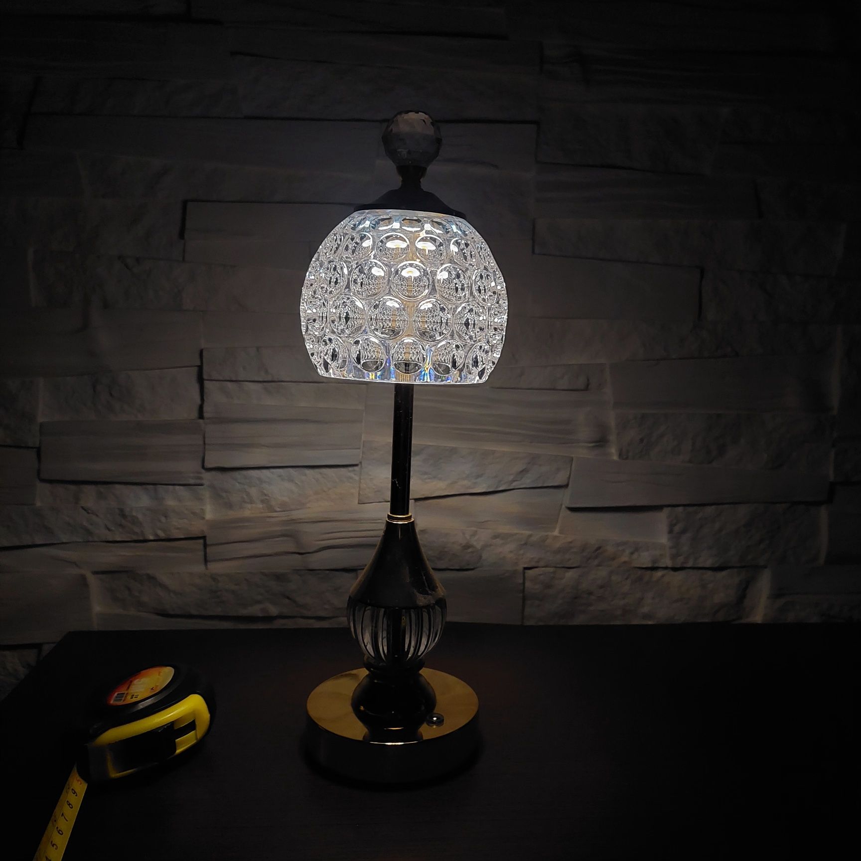 Lampka nocna ładowanie USB nowa