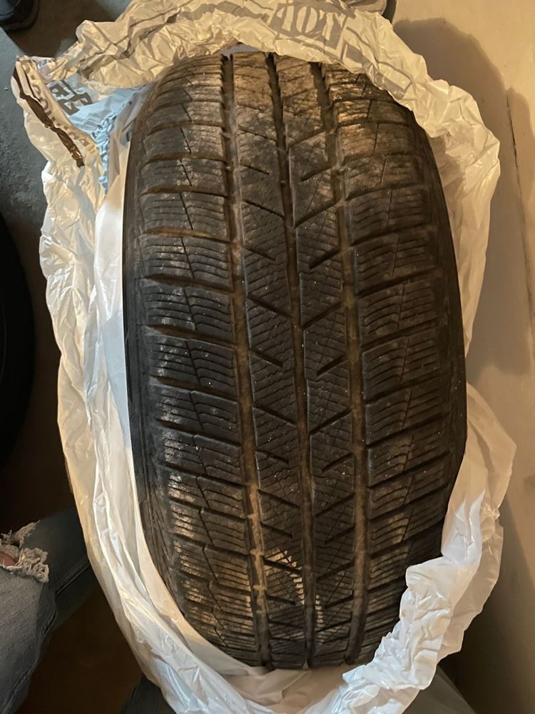 Зимняя резина Barum Polaris 235/50 R19 4 колеса