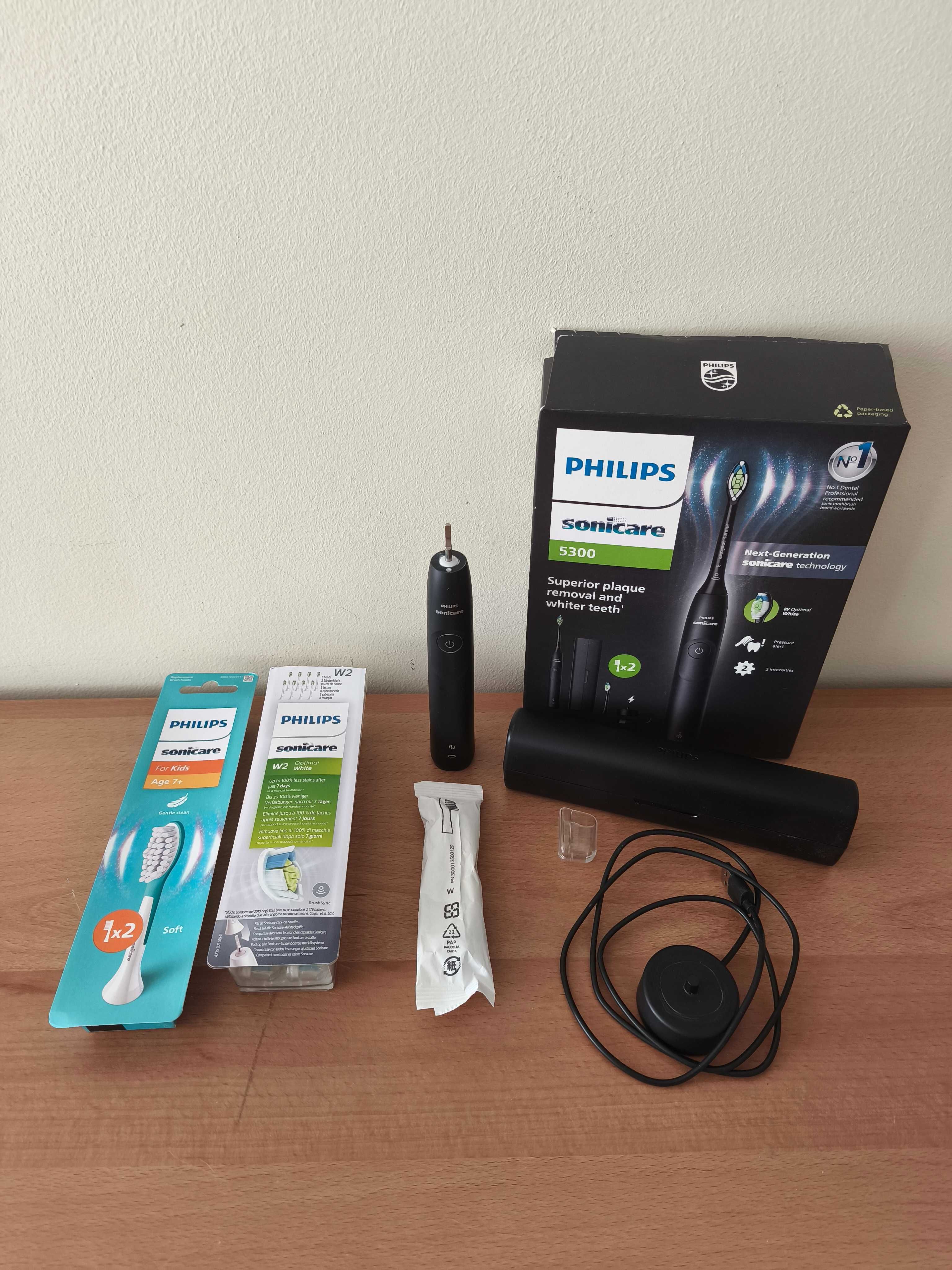 Escova de dentes recarregável Philips Sonicare 5300 + 10 cabeças