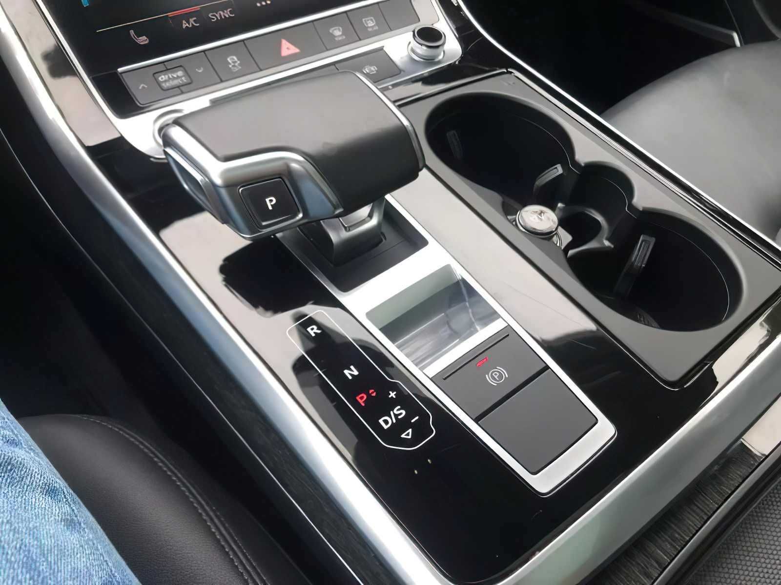 2022 Audi Q7 quattro Premium Plus 55 TFSI