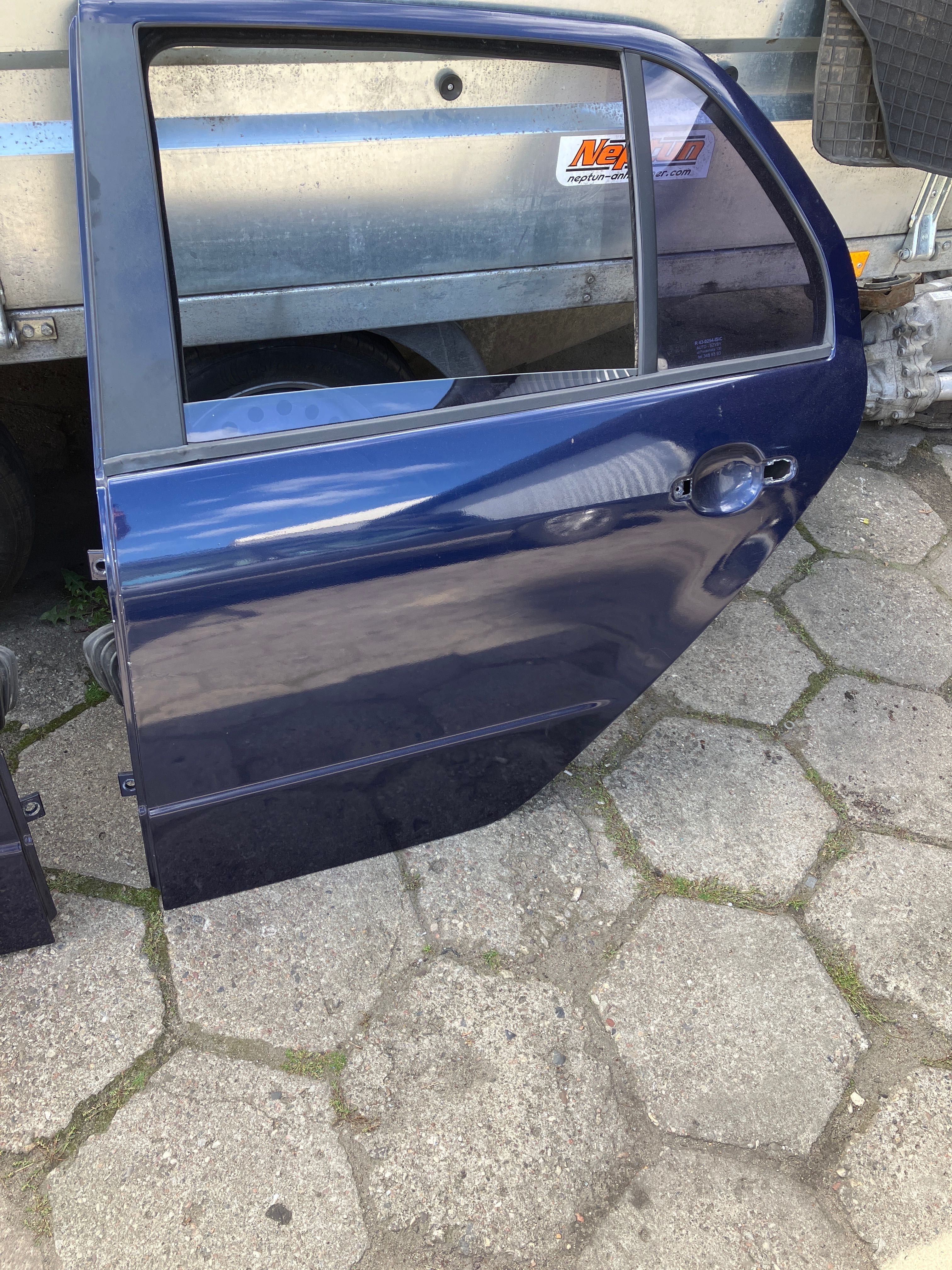 Skoda Fabia I - drzwi tył lewe