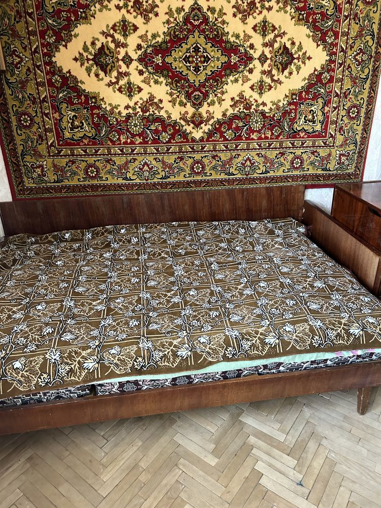 Продам 2 кімнатну квартиру вул. Василя Барки 8, Солом'янський район