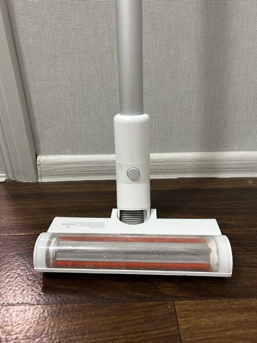 Акумуляторний пилосос Xiaomi. Турбощітка, 2 насадки, до 45 хв роботи