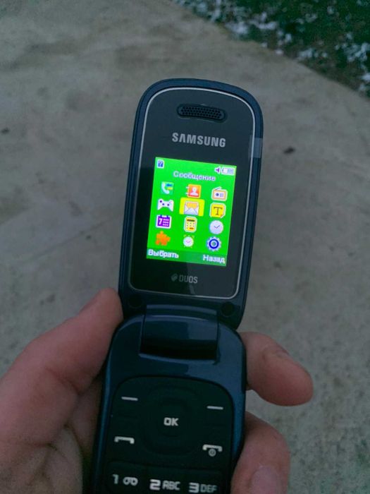 Телефон Samsung E1272 – Компактная розкладушка з двумя SIM!