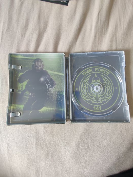 Modern warfare II STEELBOOK PC PS4 PS5