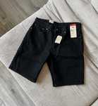 Шорти від бренду Levis