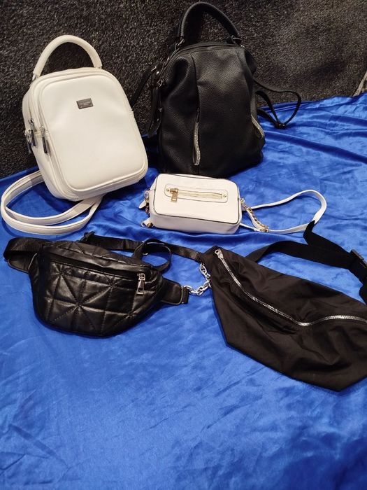 Сумки-бананки, сумки-рюкзаки жіночі