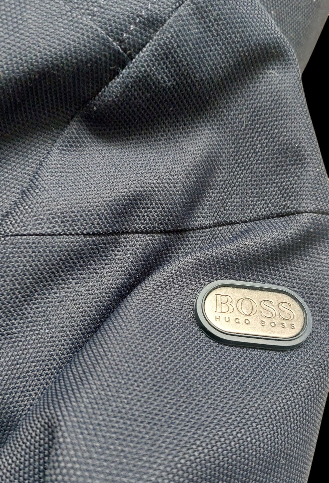 Hugo Boss kurtka ocieplana męska Primaloft r. M