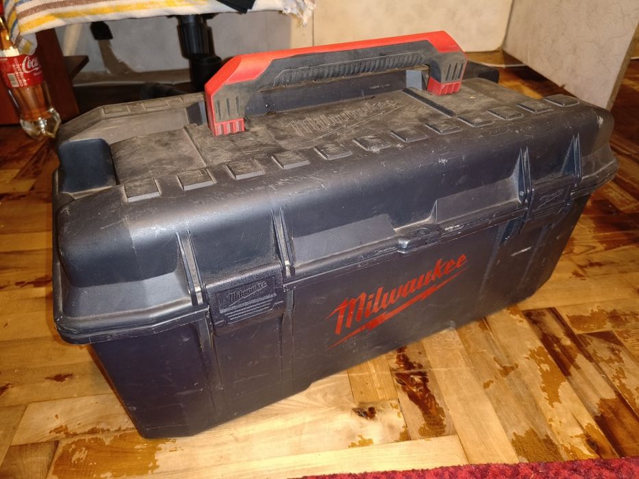 Ящик для инструментов Милоуки Miilwaukee 26"