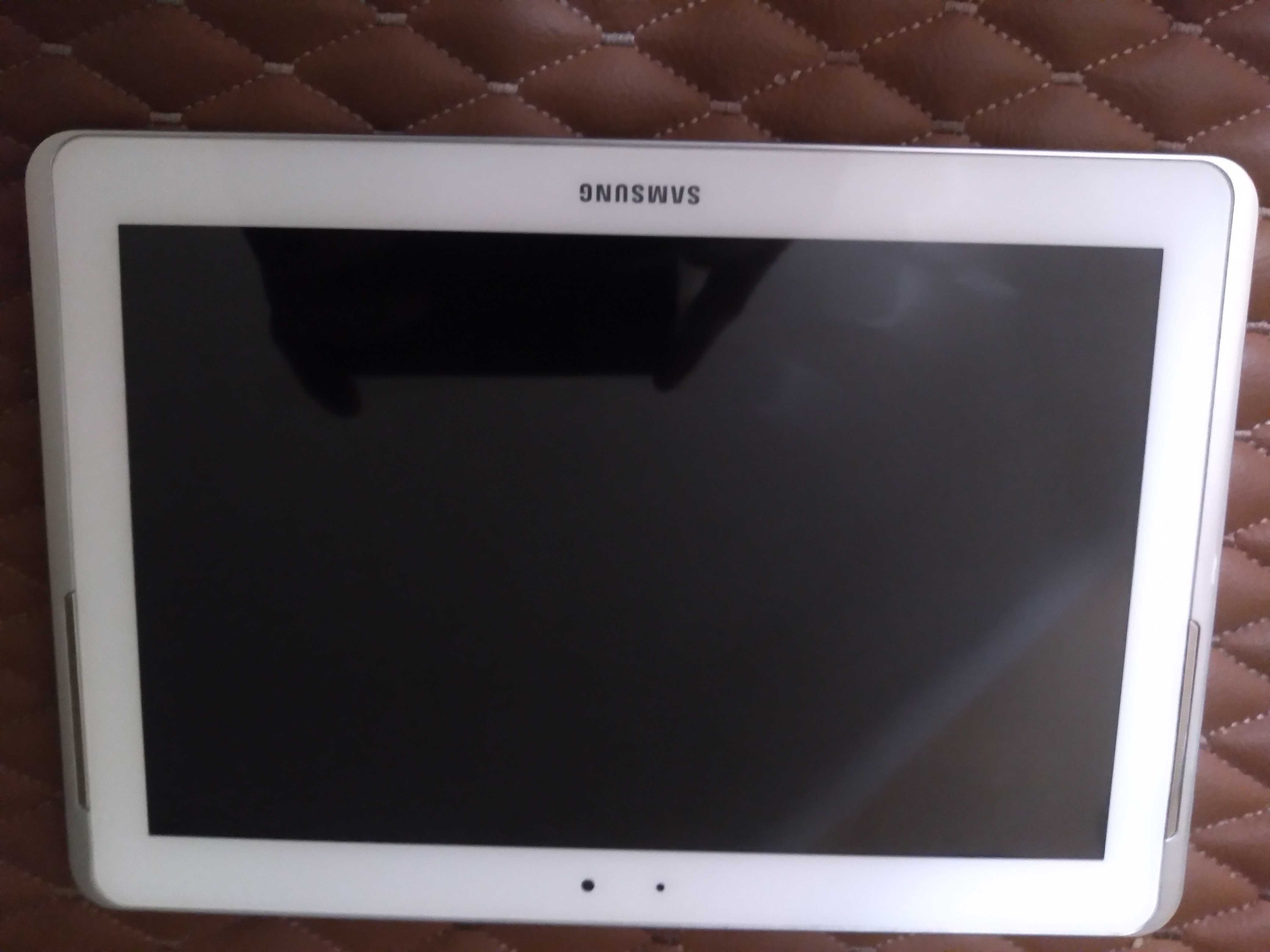 Плагшет Galaxy Tab2