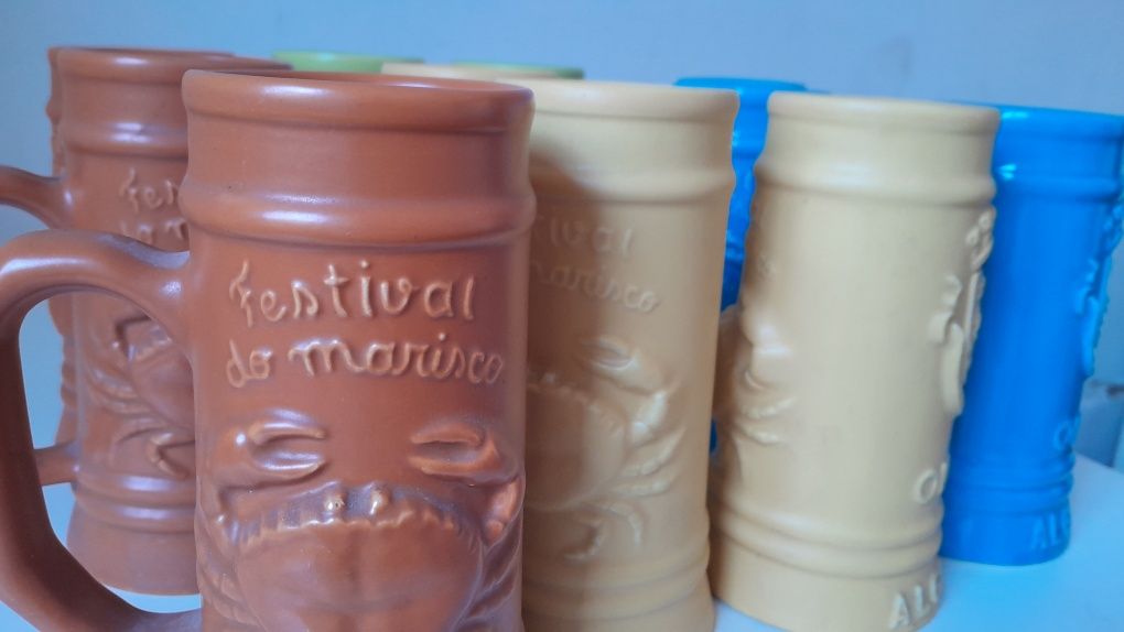 Canecas do festival de marisco de Olhão